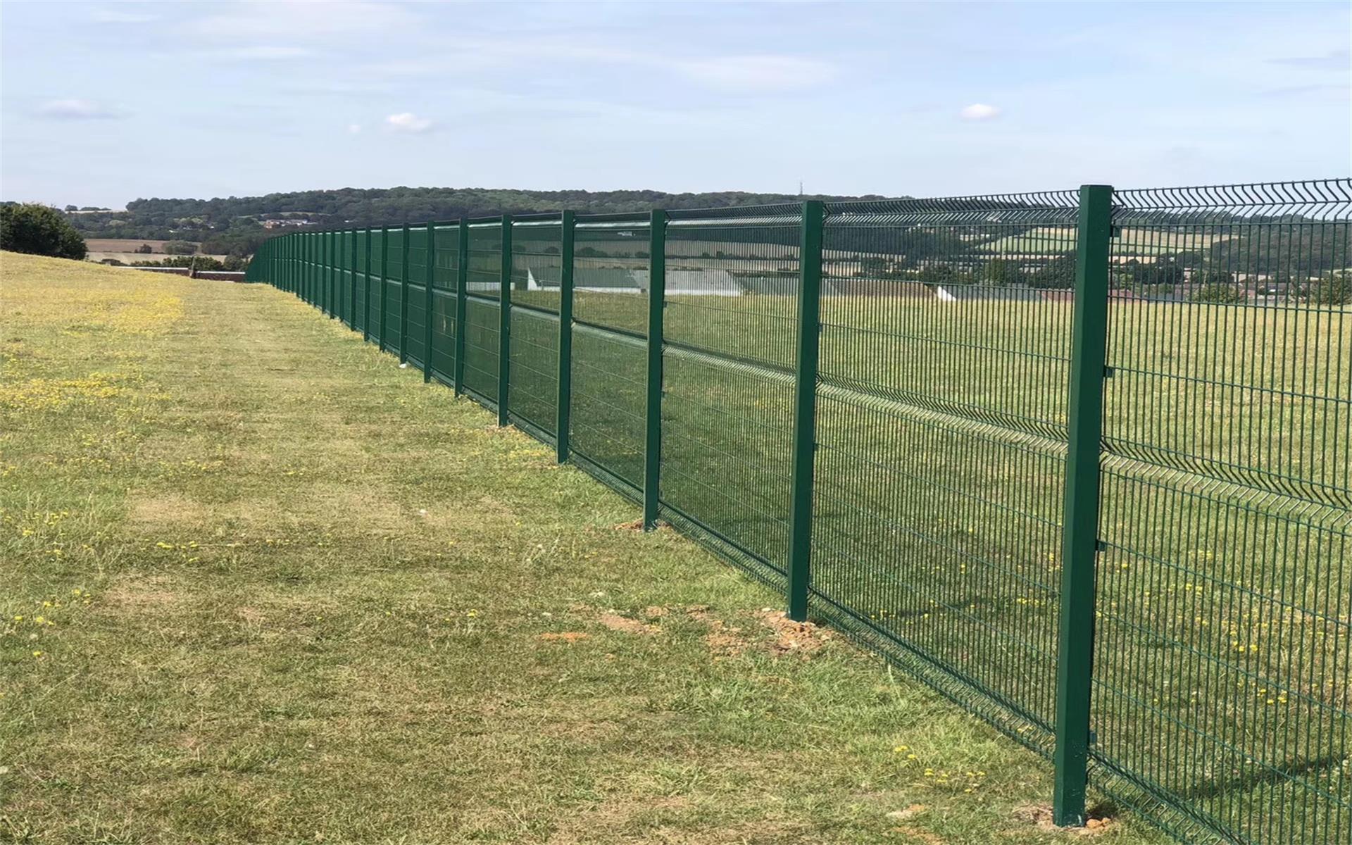 PVC coated 3D fence for service2